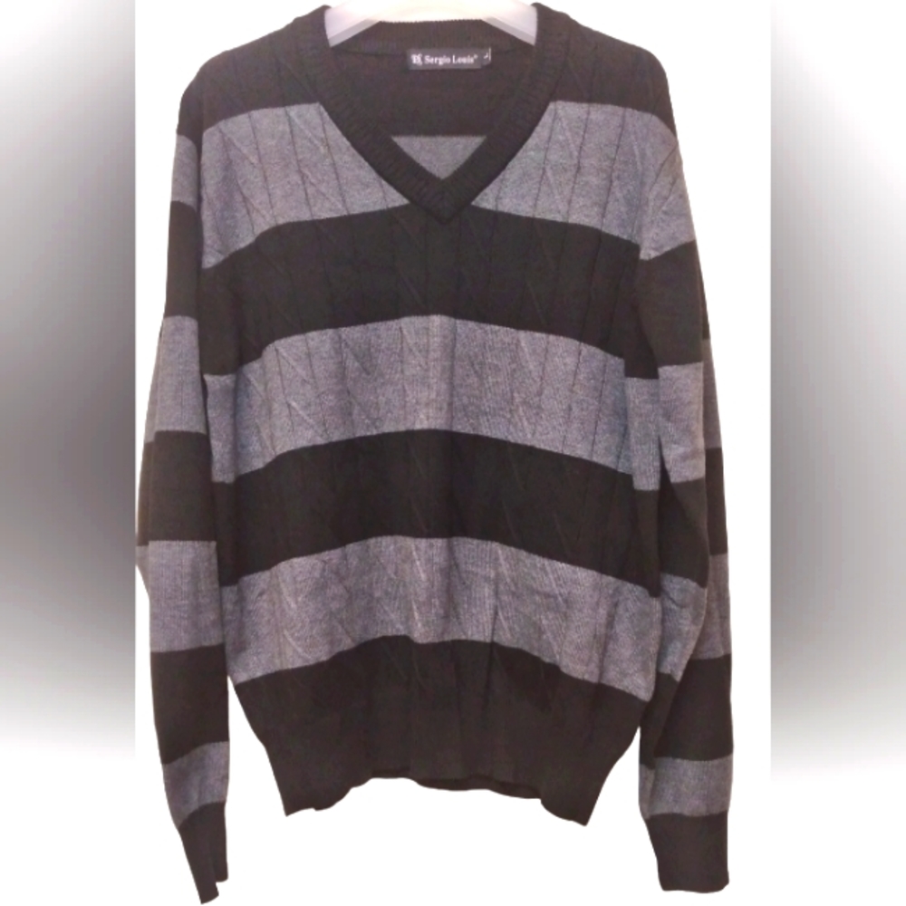 Sergio Louis Men's Black & Grey Striped V-Neck Size Large.